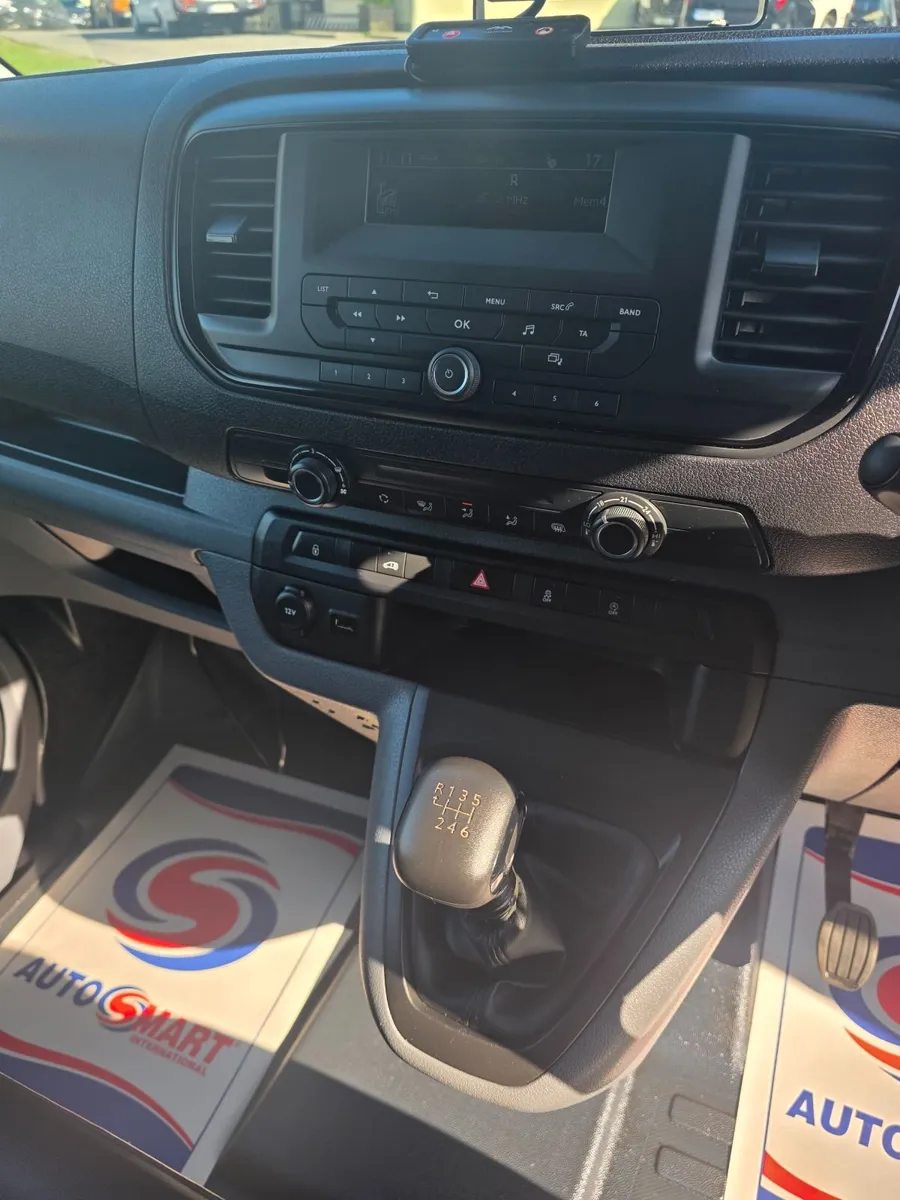 Opel Vivaro 2021   2.0 Diesel - Image 2