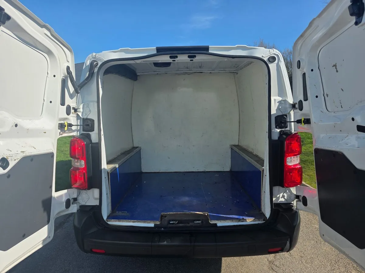 Opel Vivaro 2021   2.0 Diesel - Image 4
