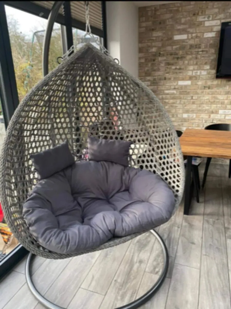 Rattan swing chair egg chair brand new - Image 3