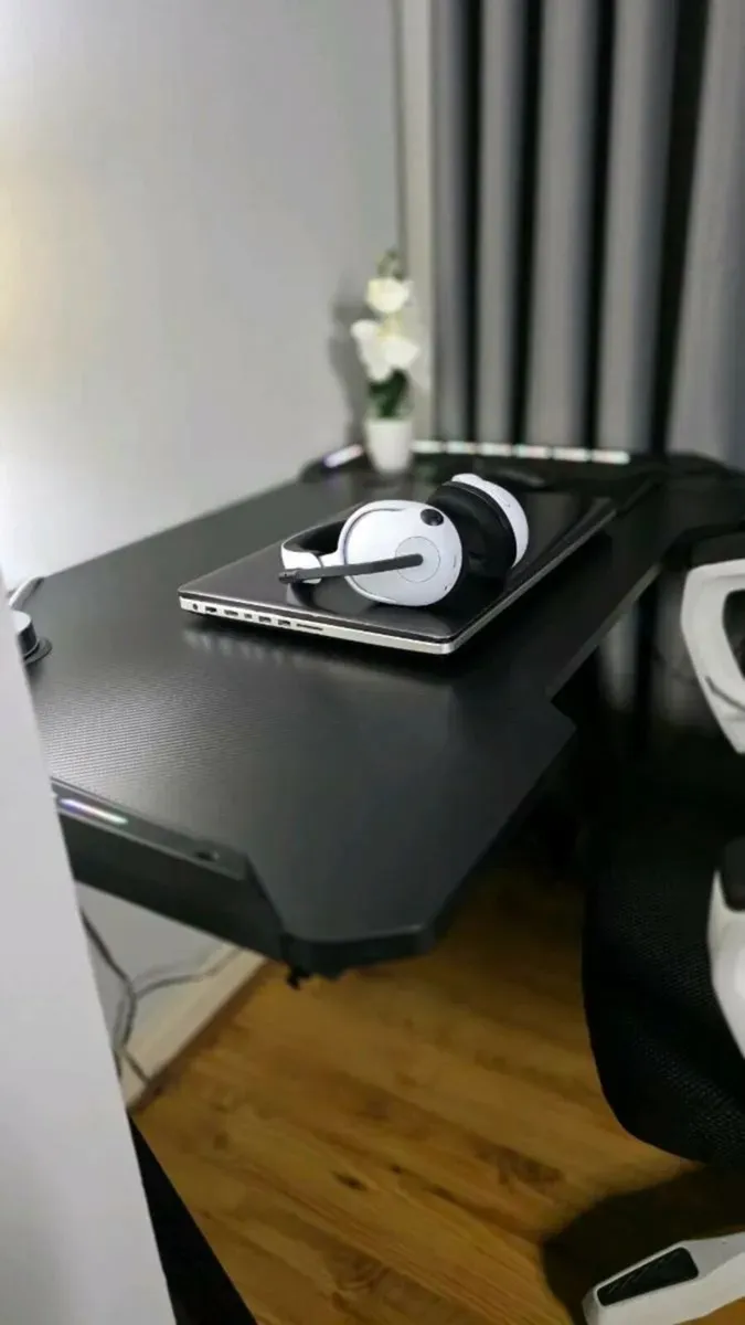 GAMING DESK & ERGONOMIC OFFICE CHAIR SET - Image 4