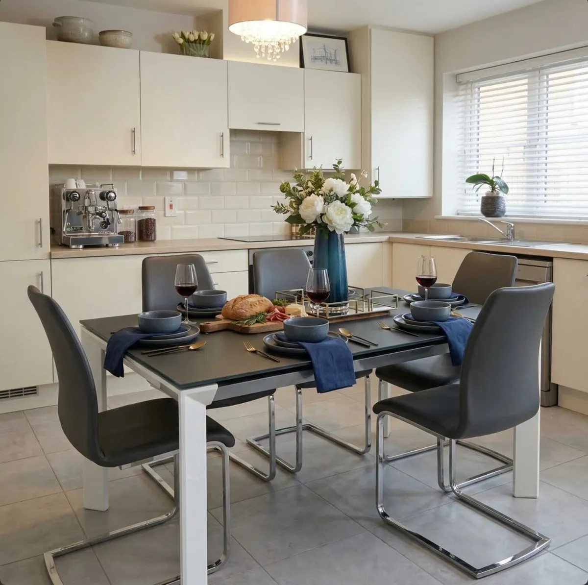 Dining Table with chairs Extends to 230cm - Image 1
