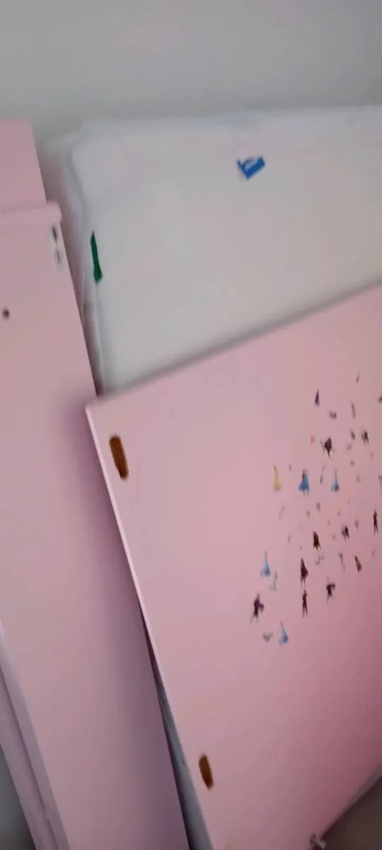 Ikea pink extendable bed - Image 2