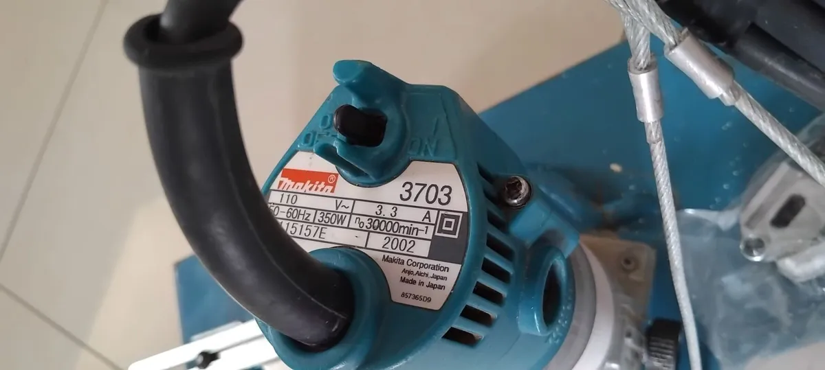 Makita 3703 Laminate Trimmer 110v - Image 4