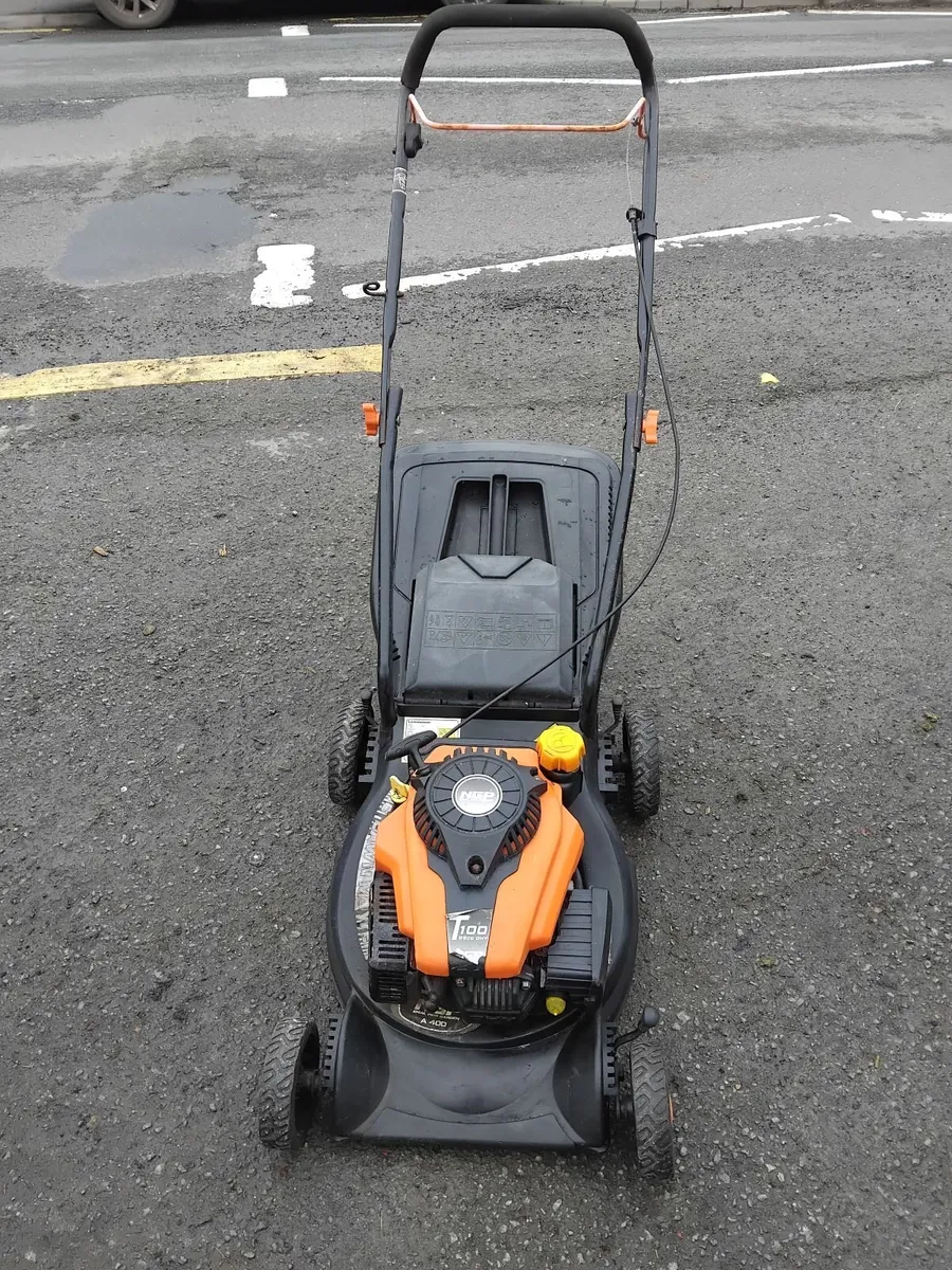 Push lawnmower running perfect priced - Image 3