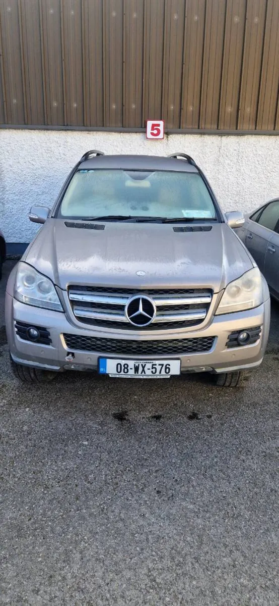 08 Mercedes GL v6 Crewcab , READ ADD! - Image 2
