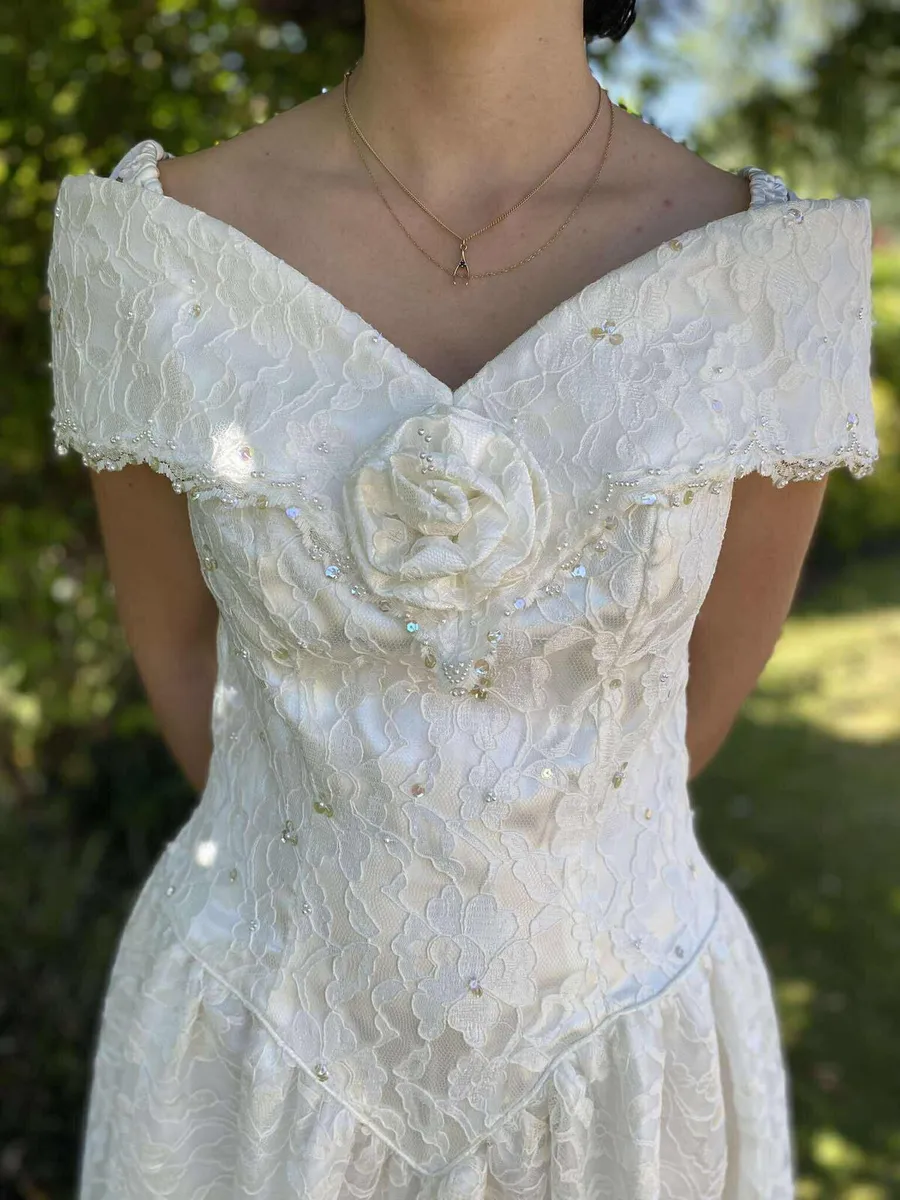 Wedding dress - Image 3