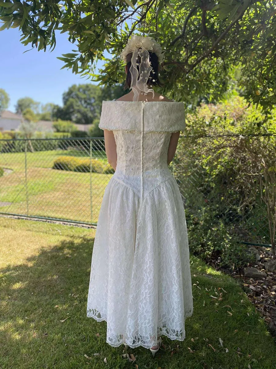 Wedding dress - Image 2