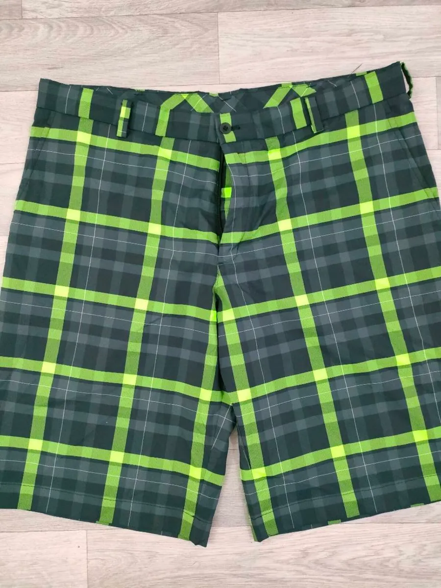 Nike Golf Check Shorts Mens XXL - Image 2