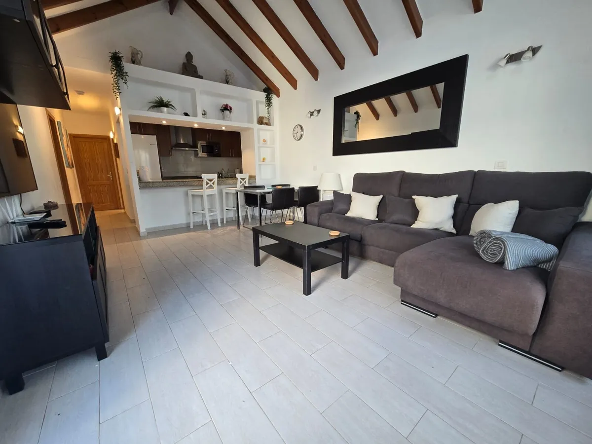 LUXURY 1 / 2 BED in Heart Puerto Del Carmen - Image 2
