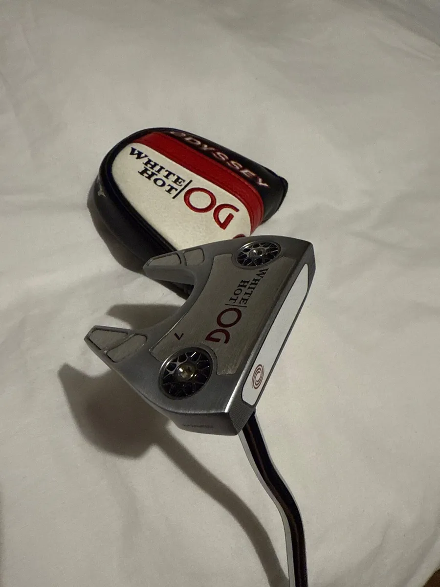 Odyssey White Hot OG Putter - Image 1