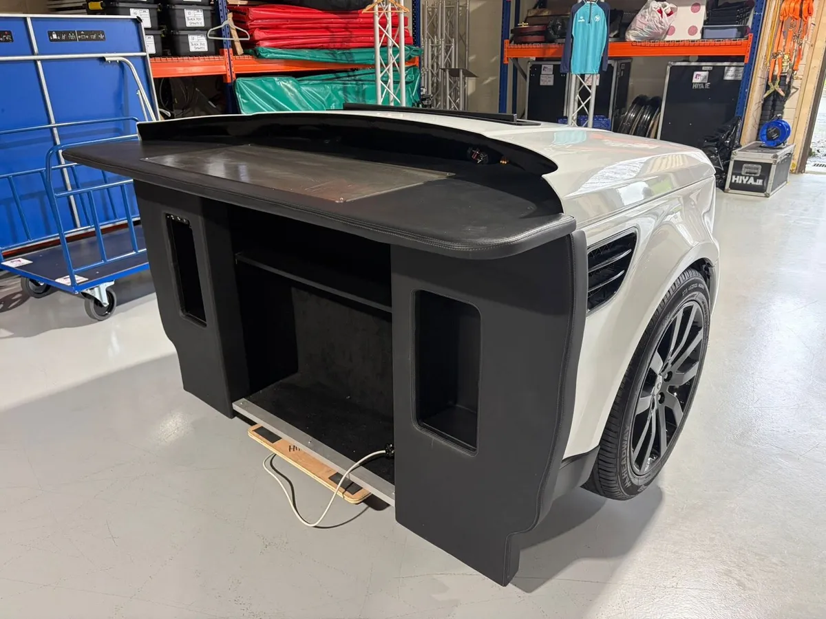 Unique Range Rover Desk - Image 2