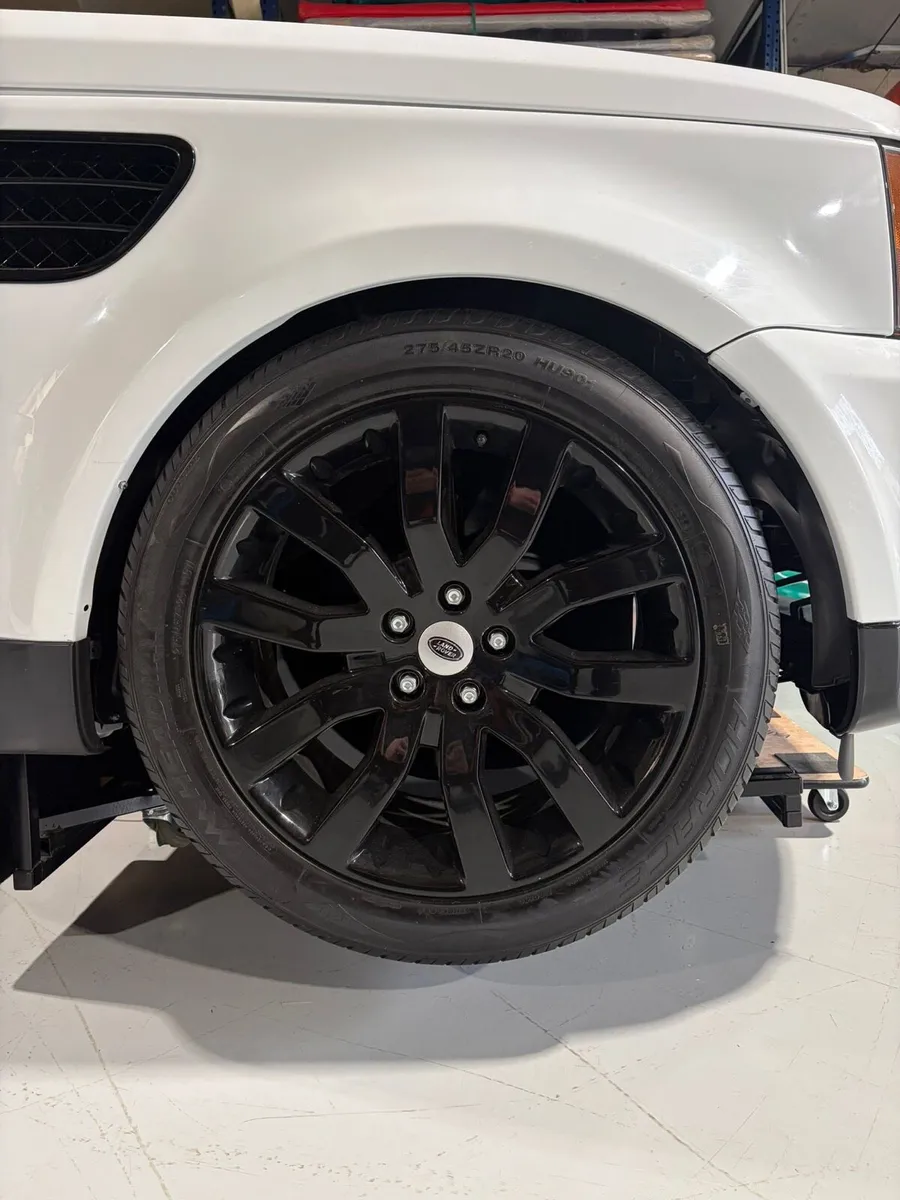 Unique Range Rover Desk - Image 4