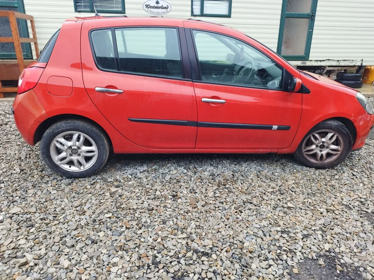 Renault Clio 2008 - Image 2