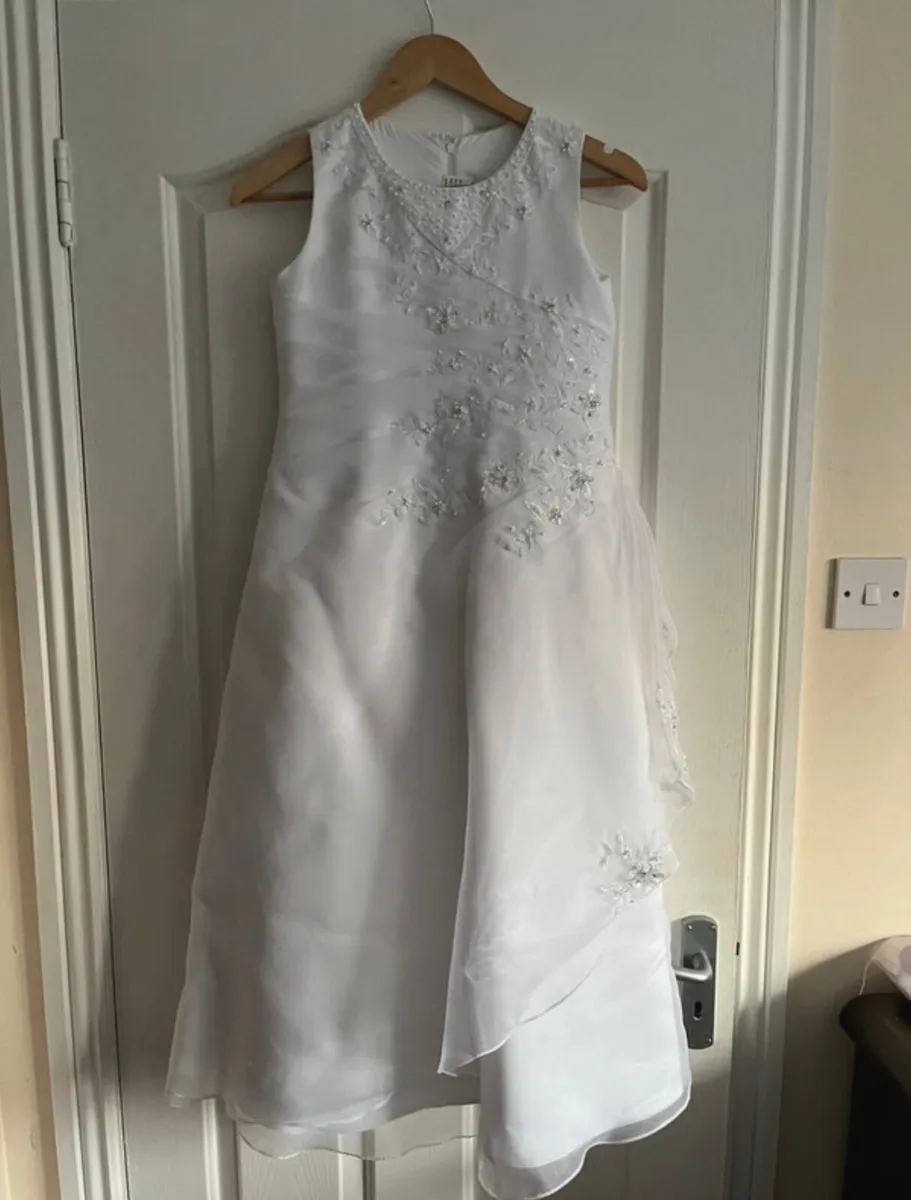 Communion dress - Image 1