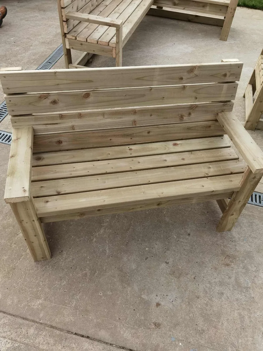 Garden bench - Image 1