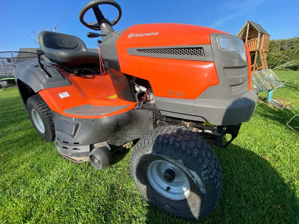 Husqvarna lawnmower - Image 1