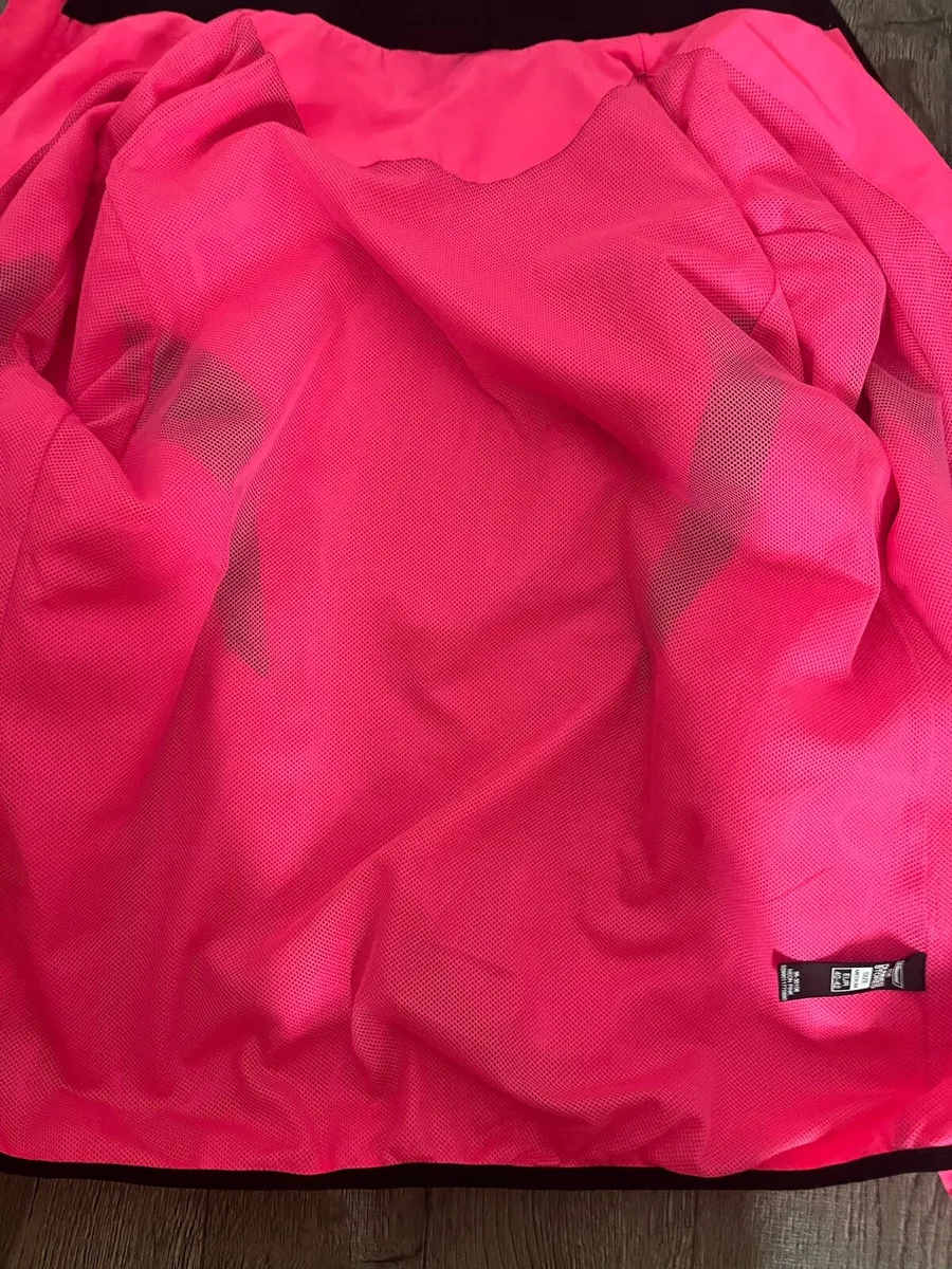 Dunnes activewear light jacket - Image 3