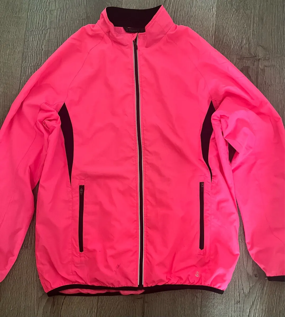Dunnes activewear light jacket - Image 4
