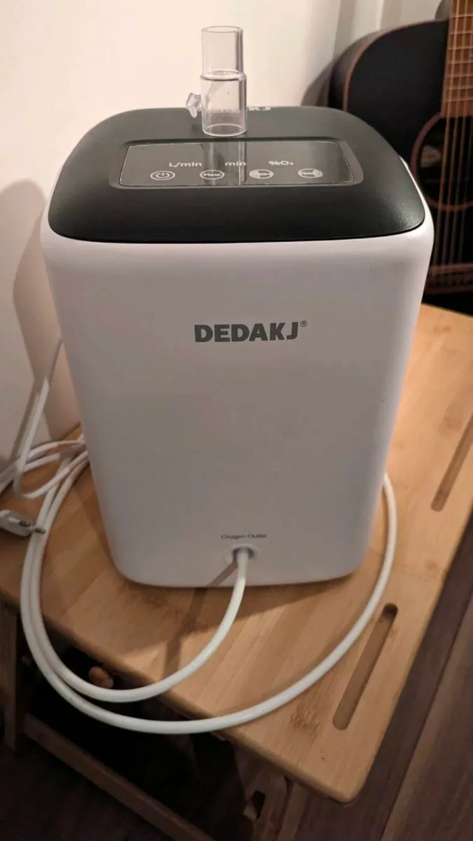 Oxygen concentrator - Image 2
