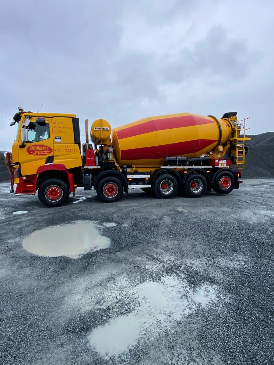 Renault 5 Axle mixer/conveyor - Image 2