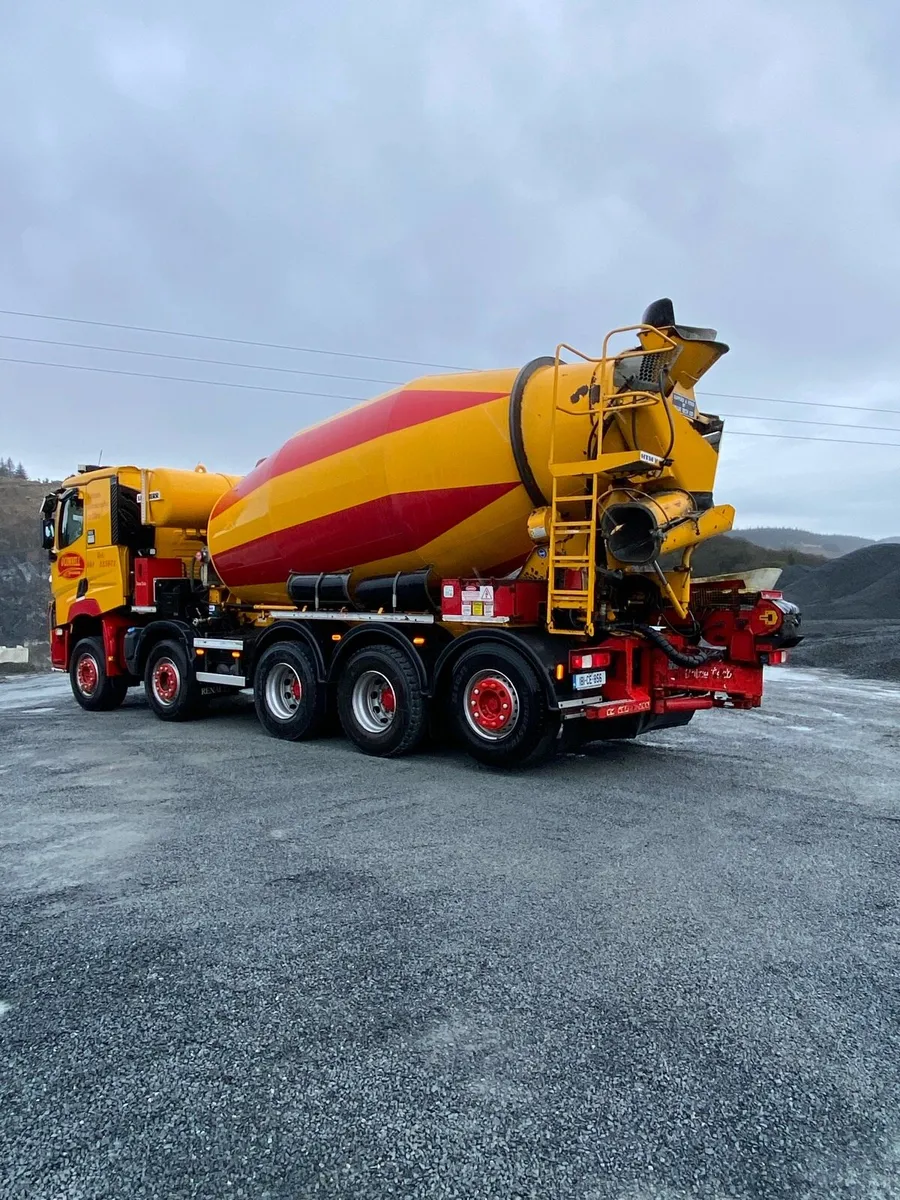 Renault 5 Axle mixer/conveyor - Image 3