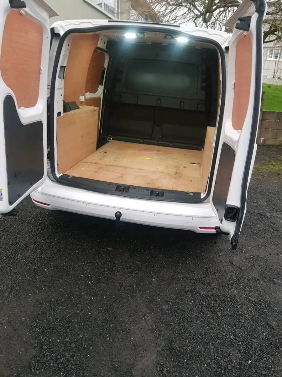 Volkswagen caddy 20ltr taxed and tested , clean - Image 3