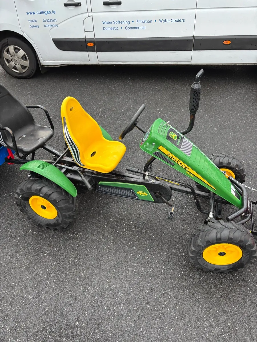Berg John Deere go cart - Image 2