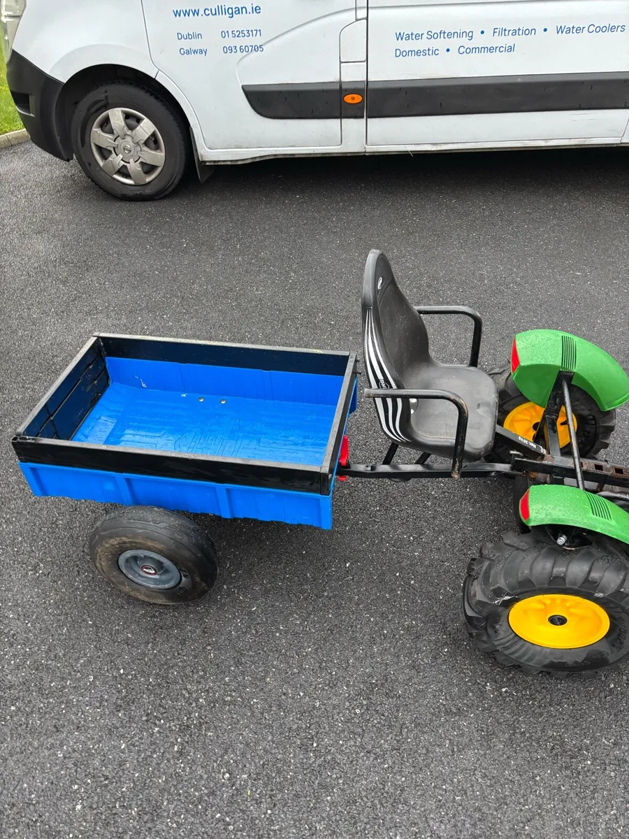 Berg John Deere go cart - Image 3