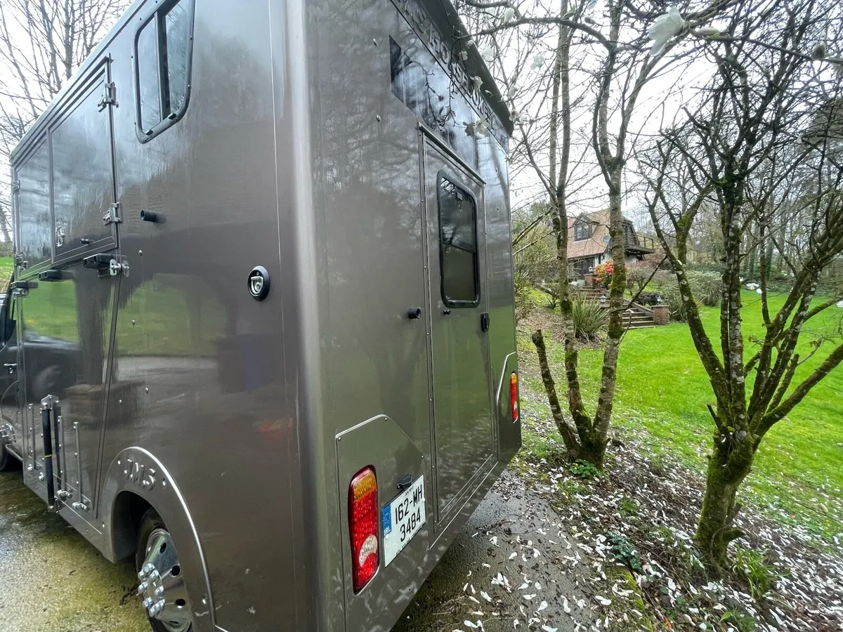 3.5t Horse van - Image 3