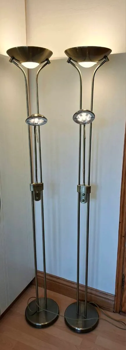 2 x Mother & Child Floor Lamps - Image 1
