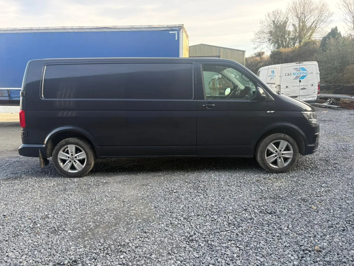 192 Volkswagen Transporter LWB 6 Speed - Image 1