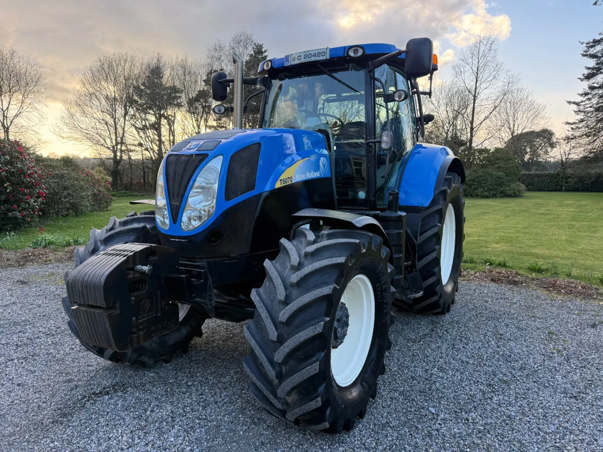 2011 New Holland T6070 R/C 40k Eco €34950 Plus Vat - Image 3