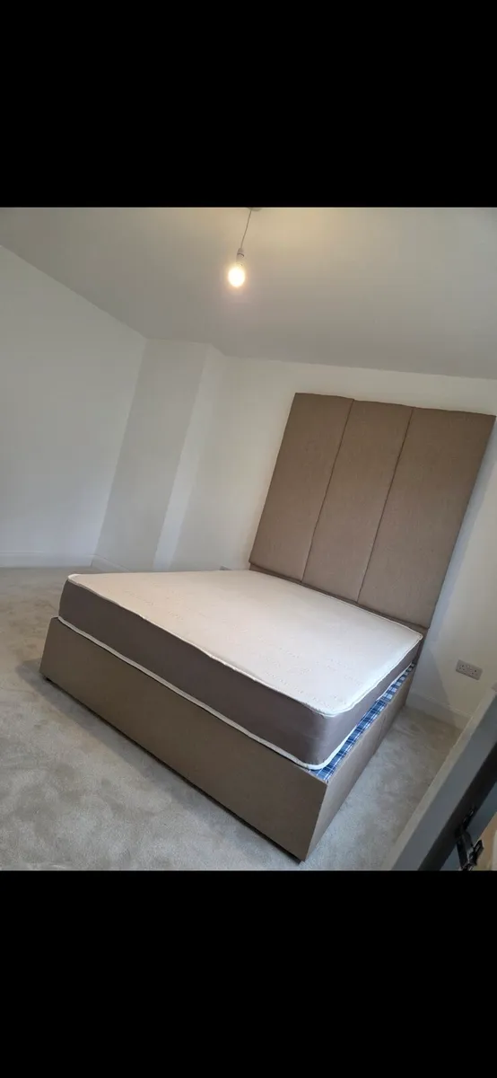 Custom made bed - Image 2