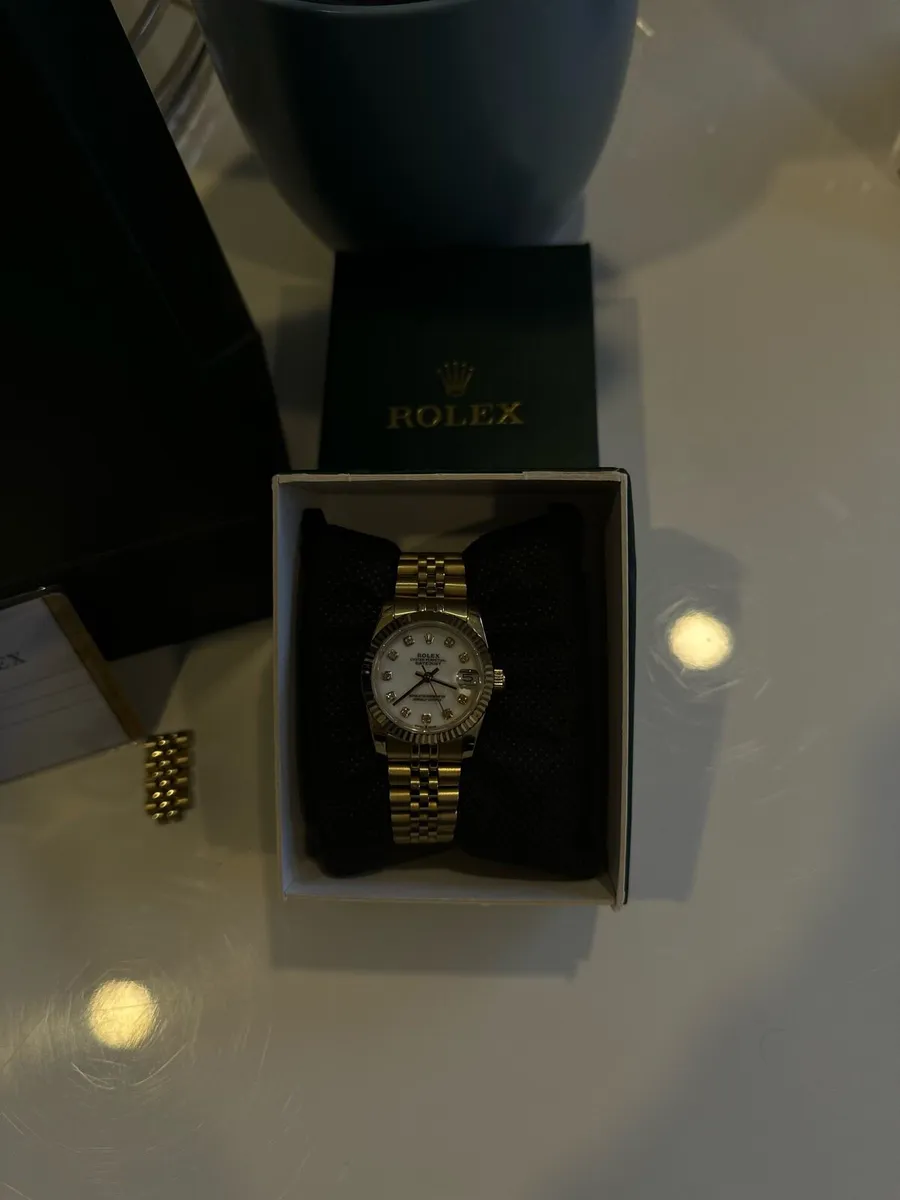 Women’s watch - Image 4