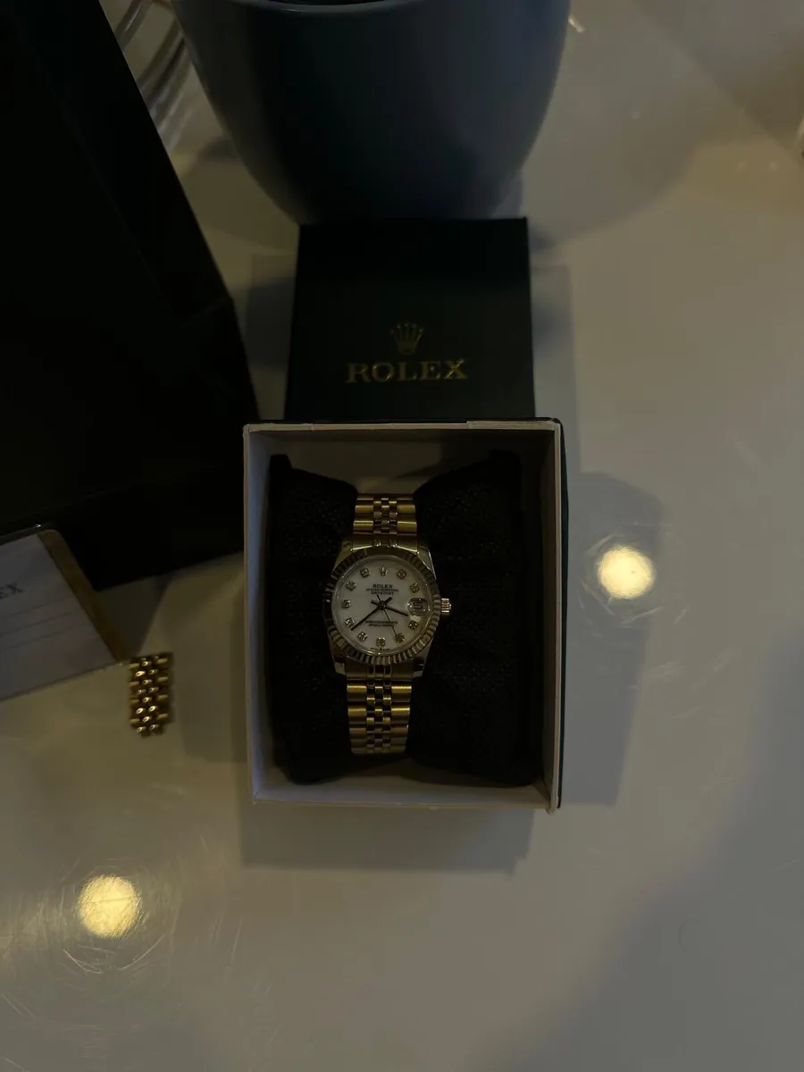 Womens watch for sale - Image 3