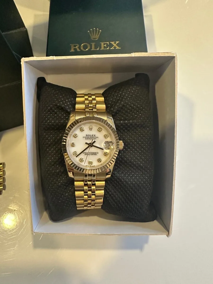 Womens watch for sale - Image 4