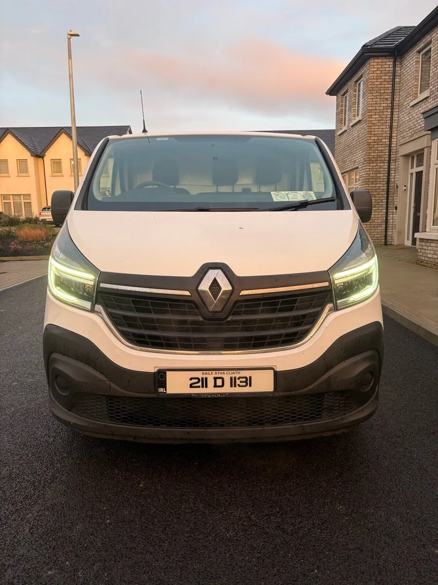 2021 Renault traffic - Image 3
