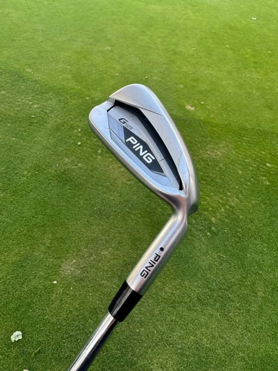Ping G425 Irons 5-PW - Image 1