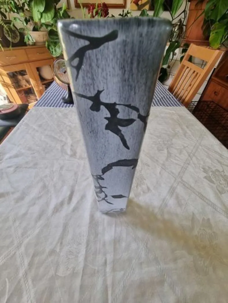 Large Cylindrical Engraved Glass Vase - Image 4