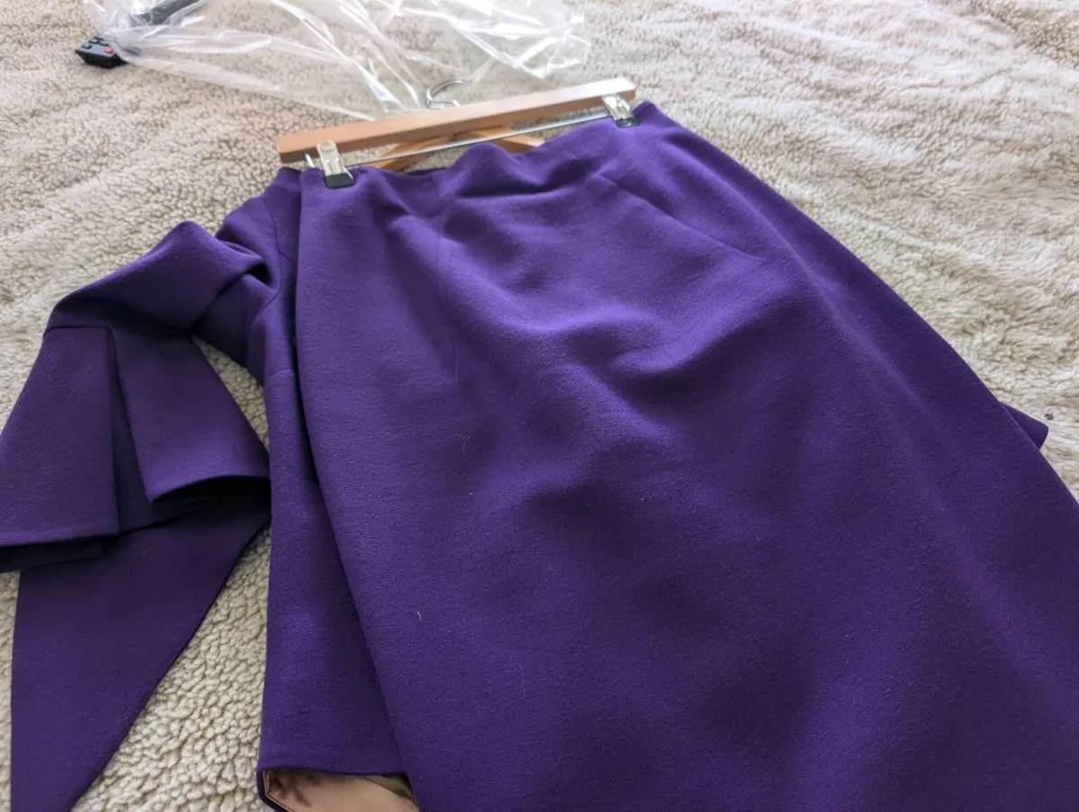 Matching skirt & top - Image 1