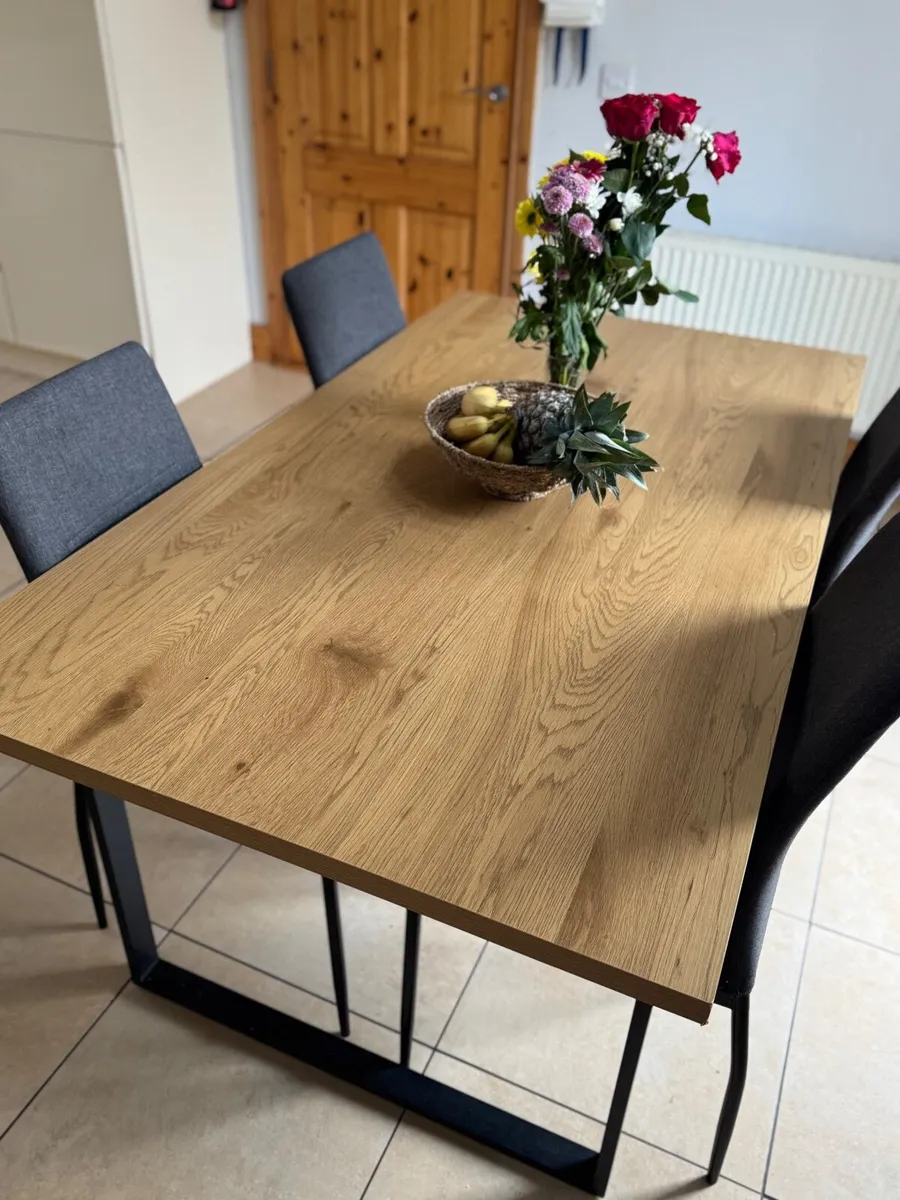 Dining table - Image 3