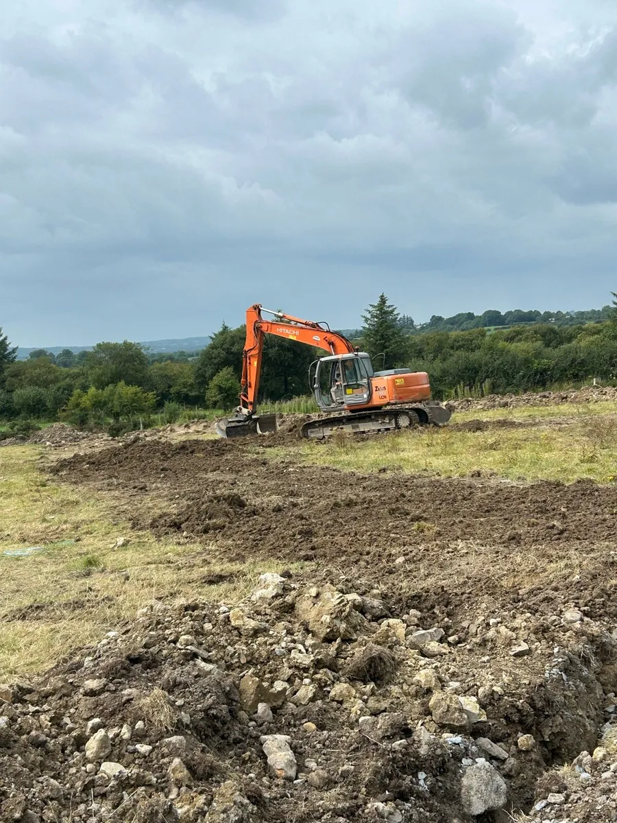 Hitachi 130 - Image 2