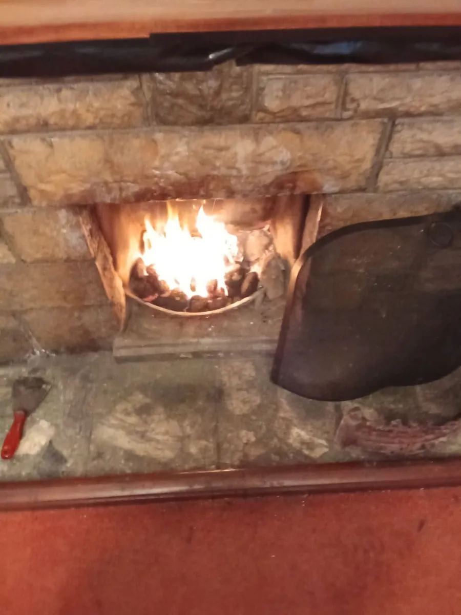 Smoke less coal 40 kg bags pick up only - Image 3