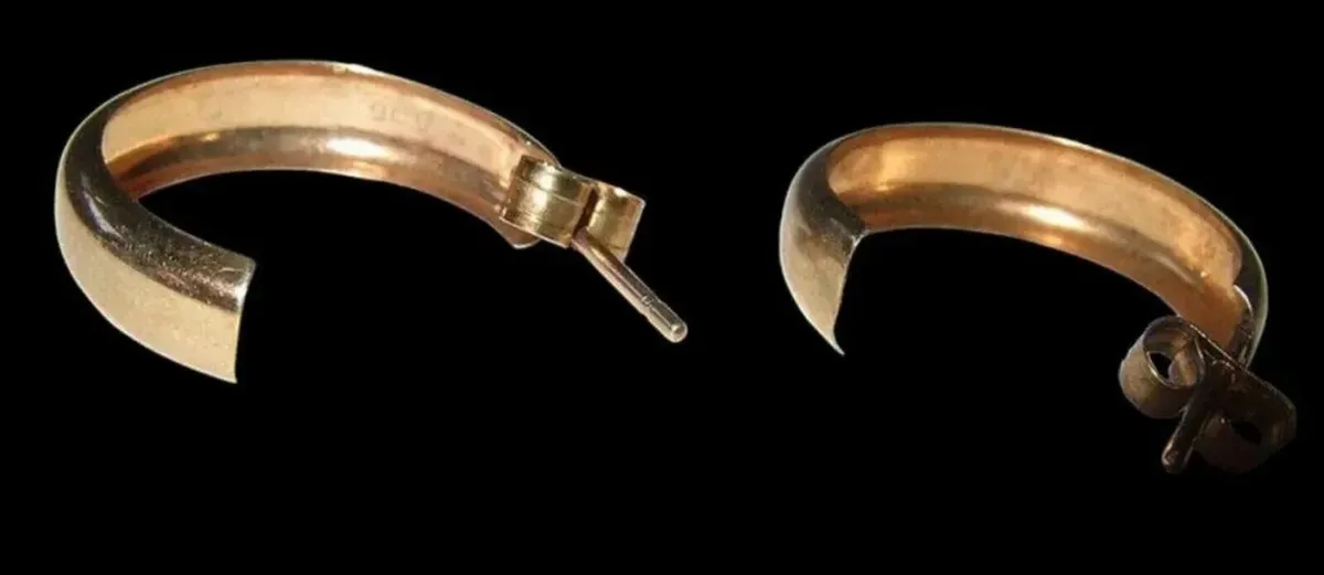 Vintage 9ct Gold Hallmarked Hoop Earrings - Image 3