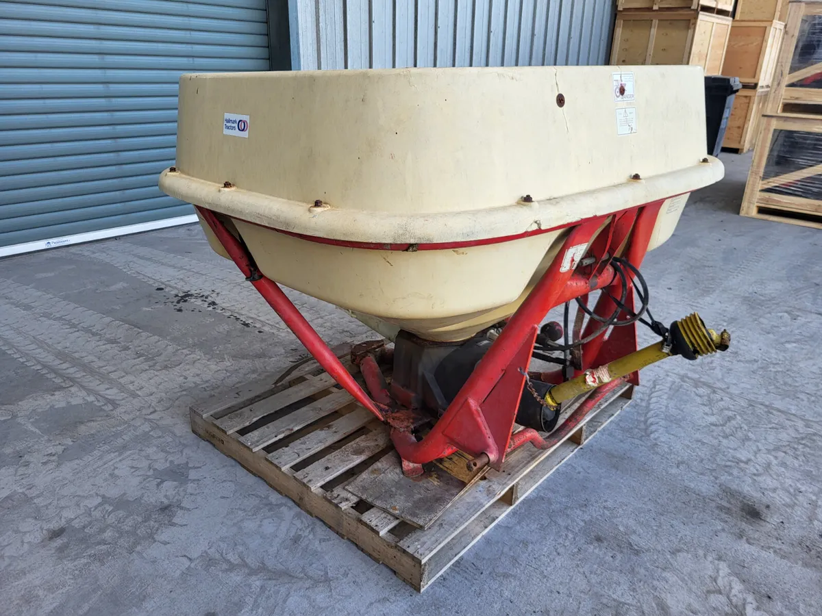 Vicon 1154 Spreader - Image 1