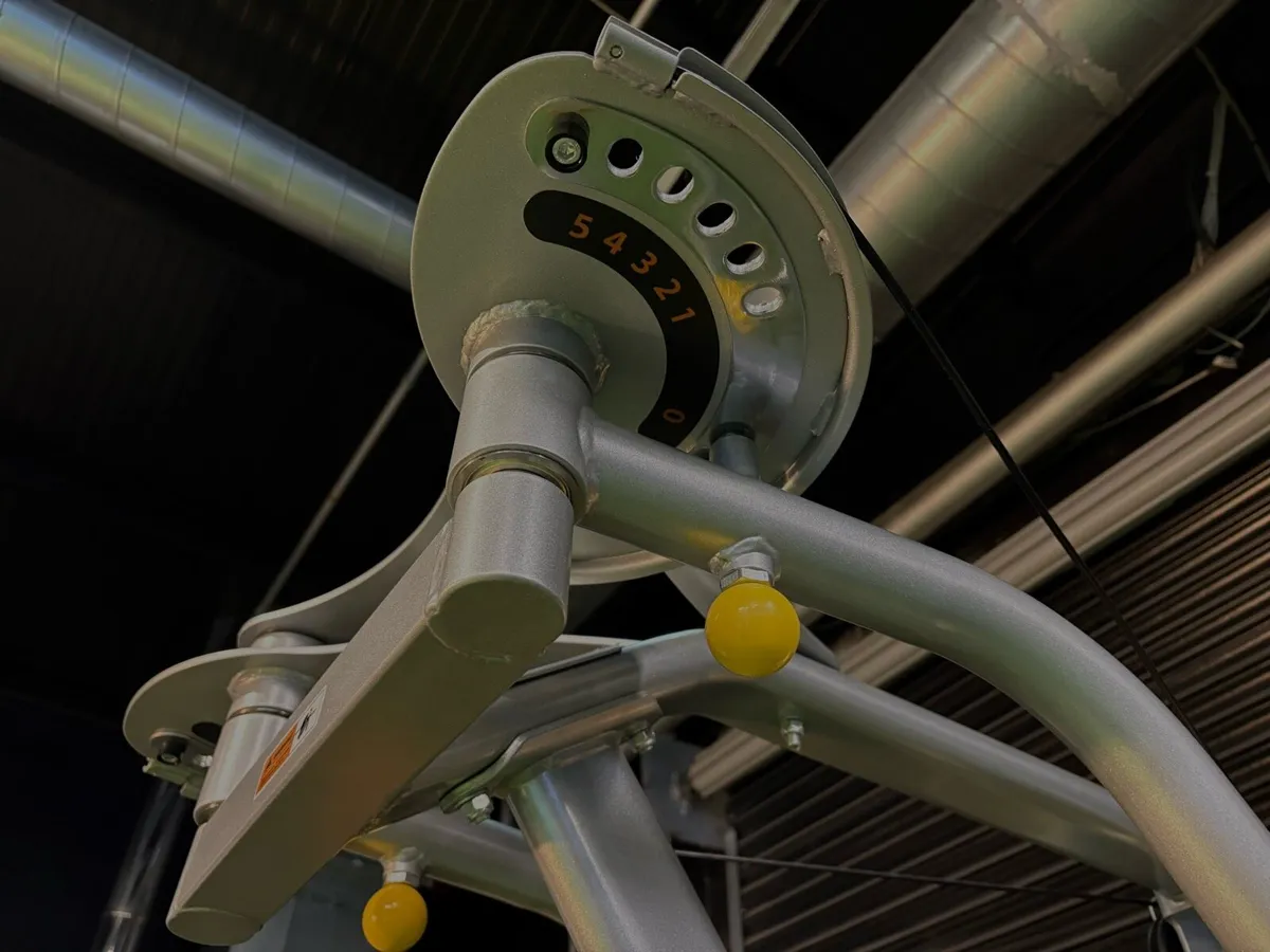 Impulse Fitness Pec Deck / Rear Delt Machine - Image 4