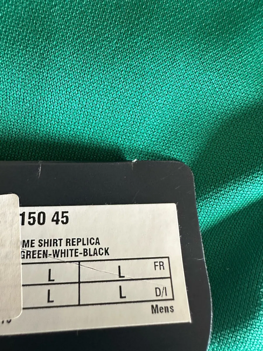 Signed Ireland Rugby jersey - Image 3