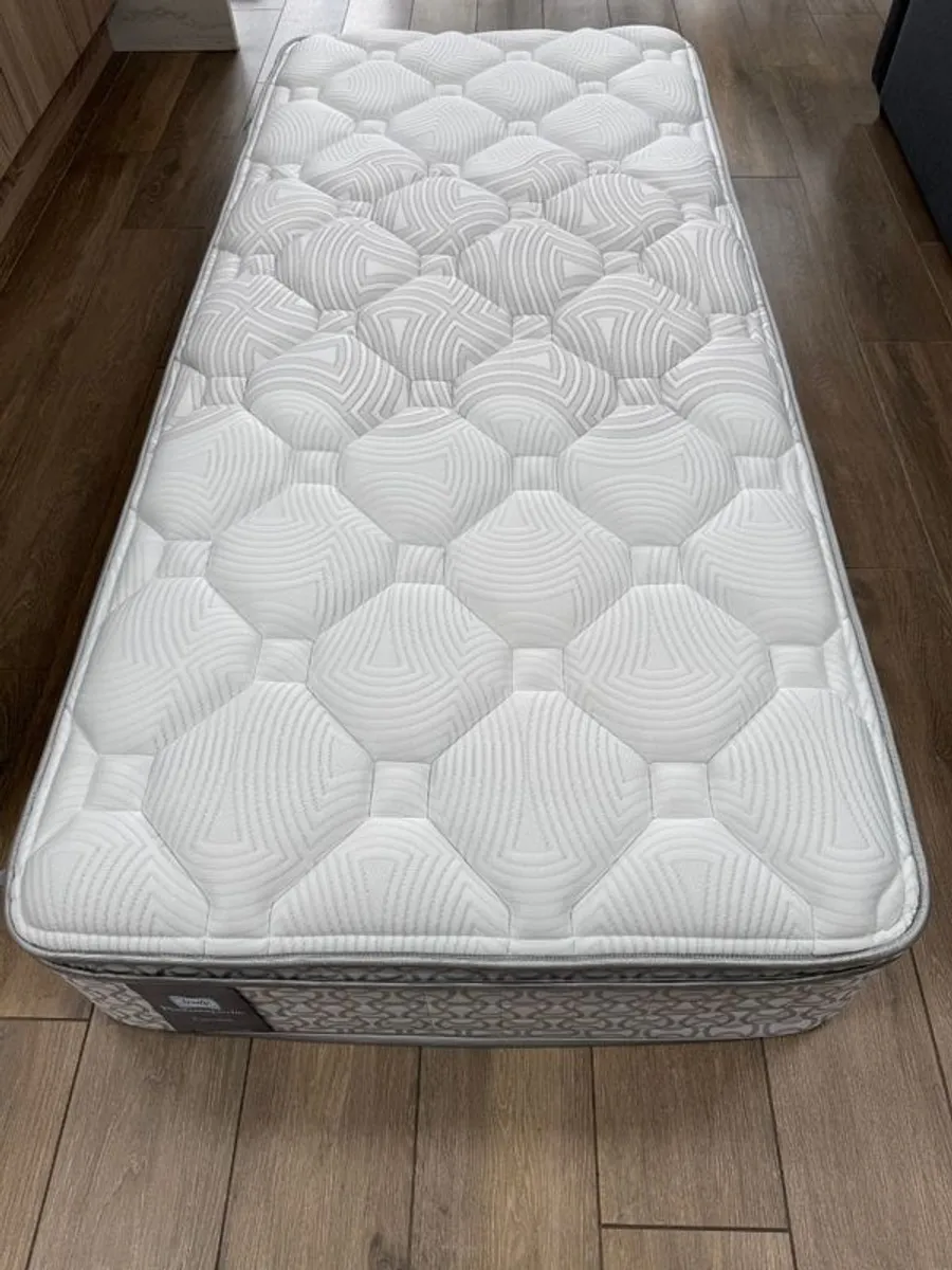 Sealy Elevate Aquarius Mattress - brand new - Image 1