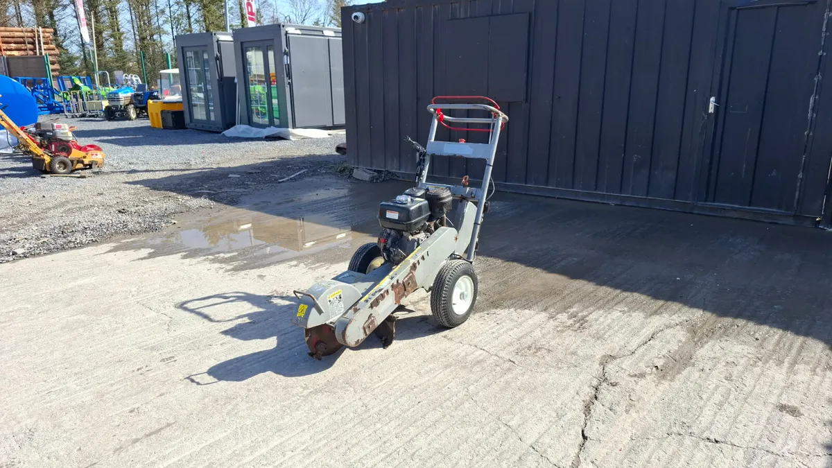 Dosko Petrol Stump Grinder - Image 3