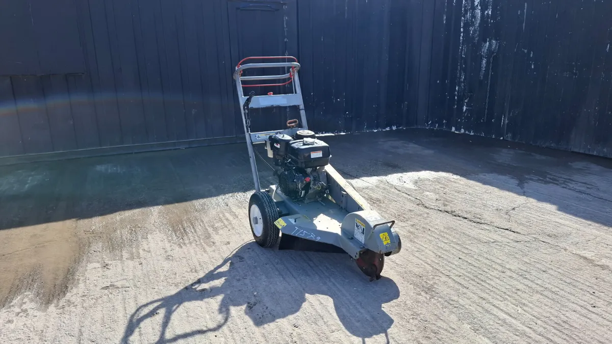 Dosko Petrol Stump Grinder - Image 1